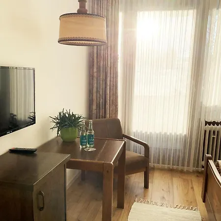 Eggewald Hotel *